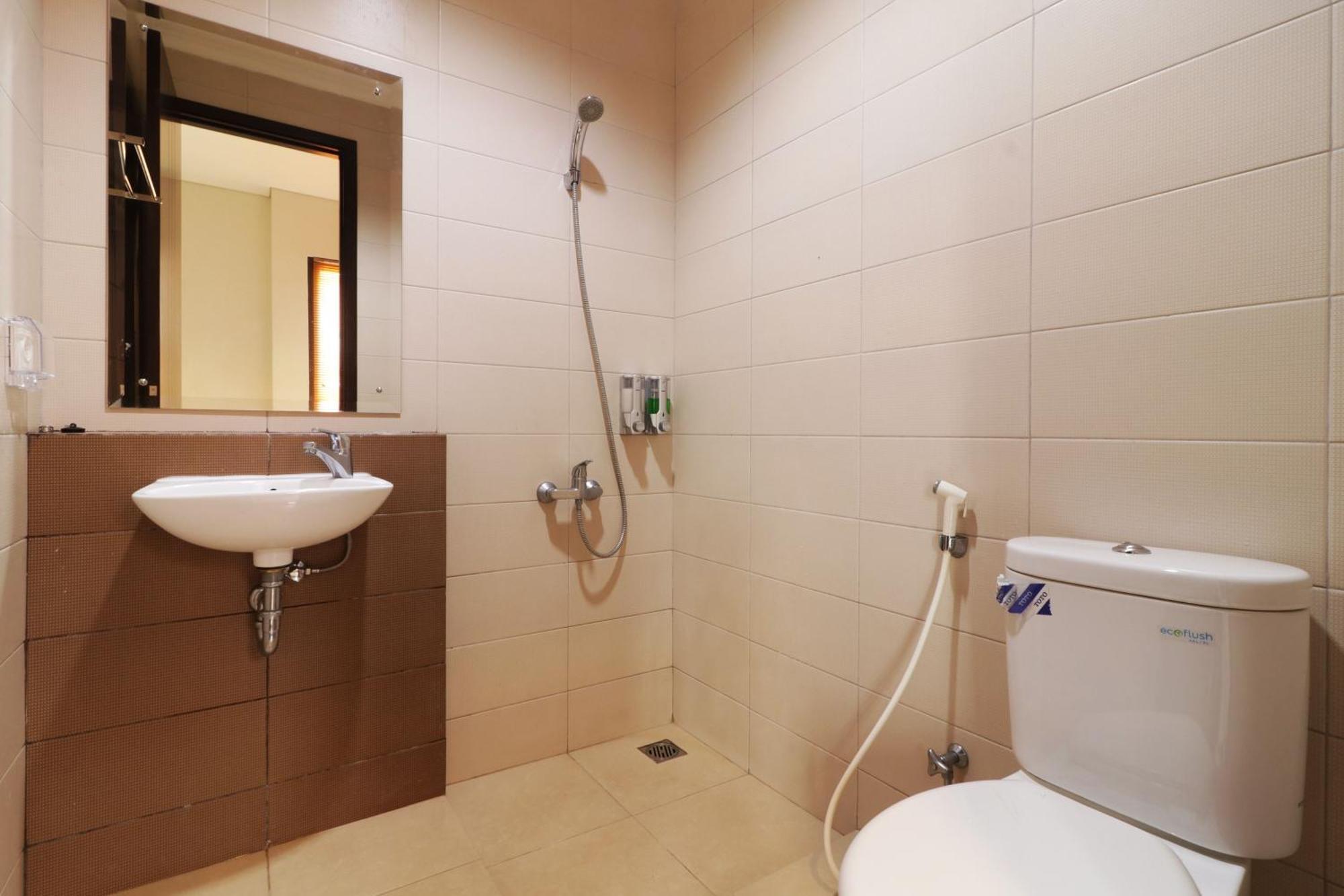 Oliver'S Guest House Tangerang Kültér fotó